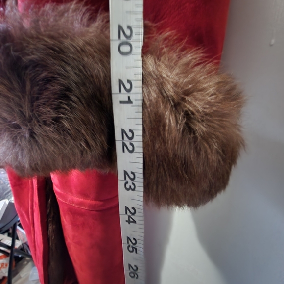 Red Shearling Wool Women's Coat sz: S (bust 37), length 53", Shoulder Length 23" - Picture 10 of 12